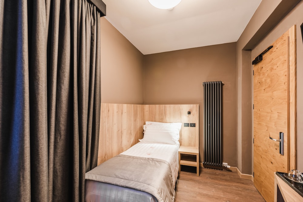 Executive Single Room