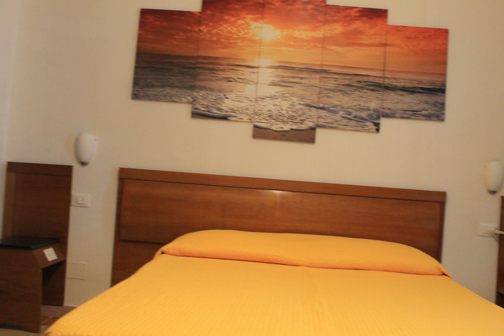 Standard Double or Twin Room, Ensuite