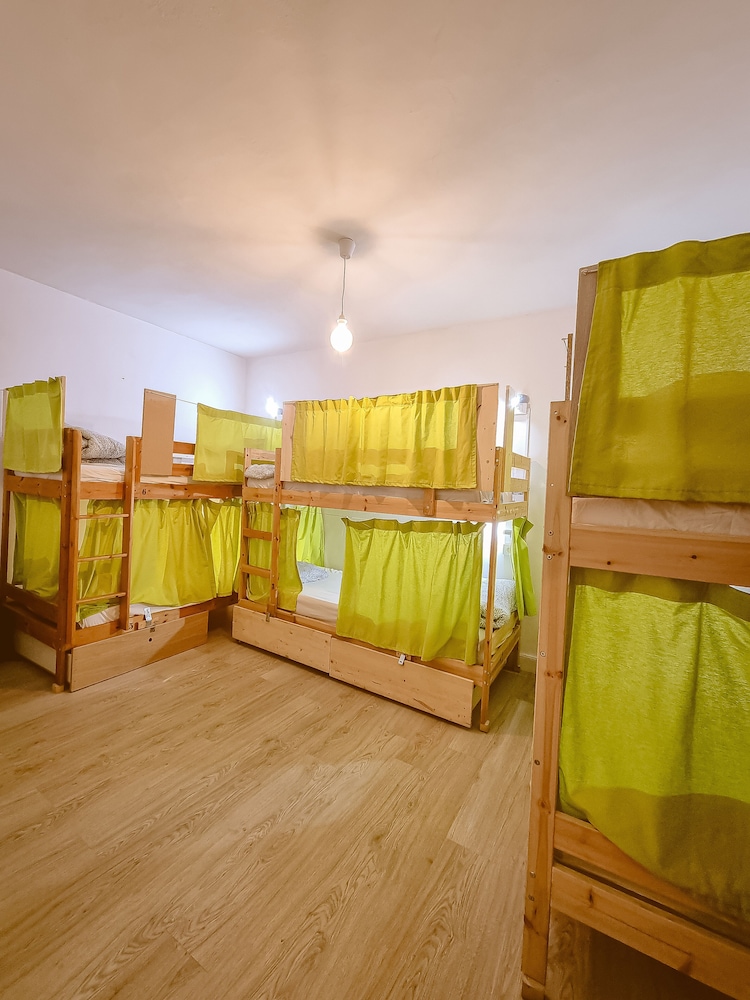 Basic Shared Dormitory