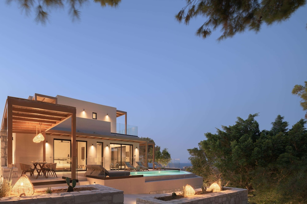Hilltop Suite Private pool - Garden or Side Sea View- Adults Only - Photo 7
