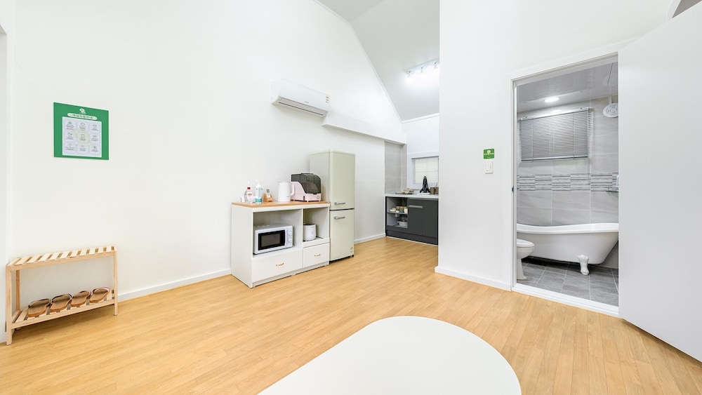 Basic Room, 1 Bedroom (Maltese) - Photo 22