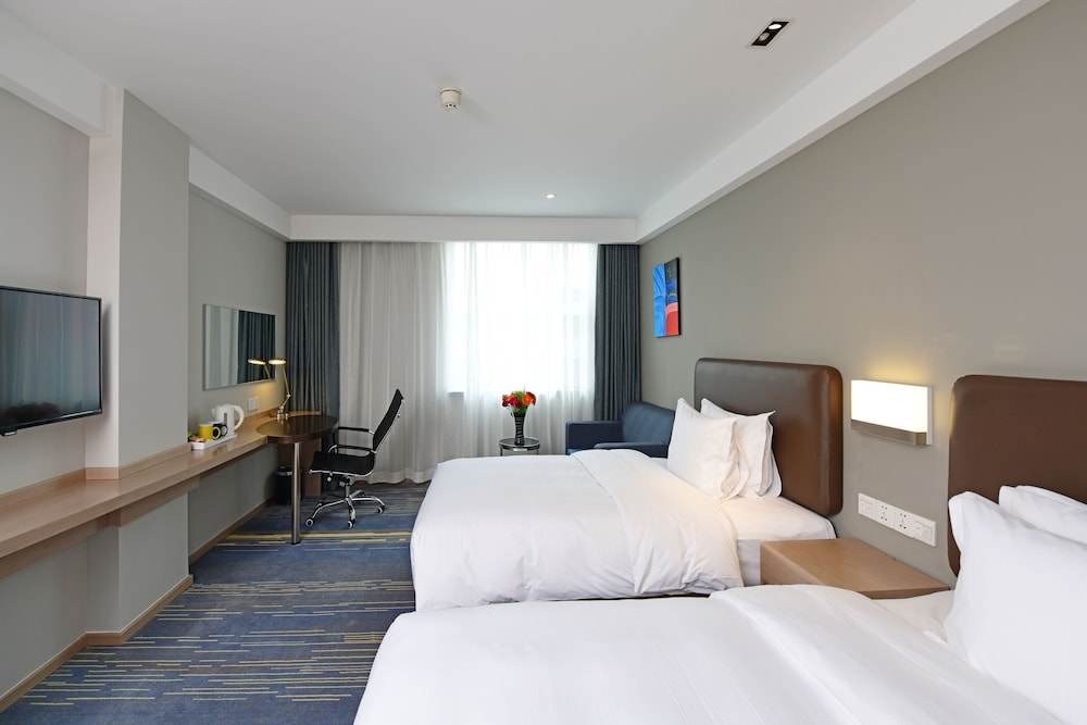 Standard Room photo 3
