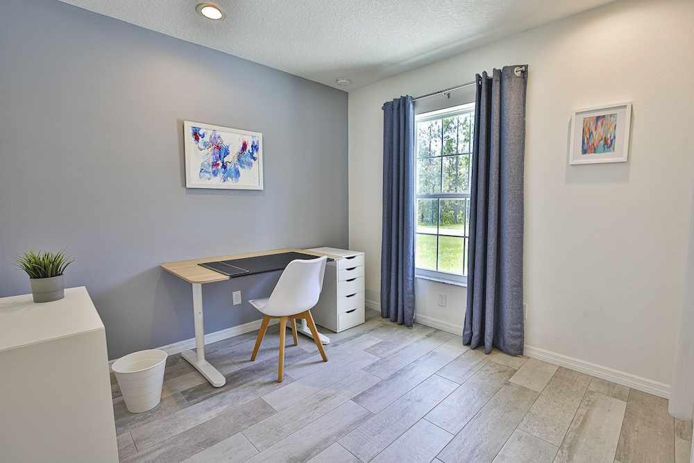 Business House, 1 Bedroom, Study Room, Lanai, Garden View photo 3