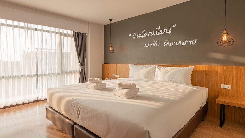 Luxury Premier Room - Photo 1