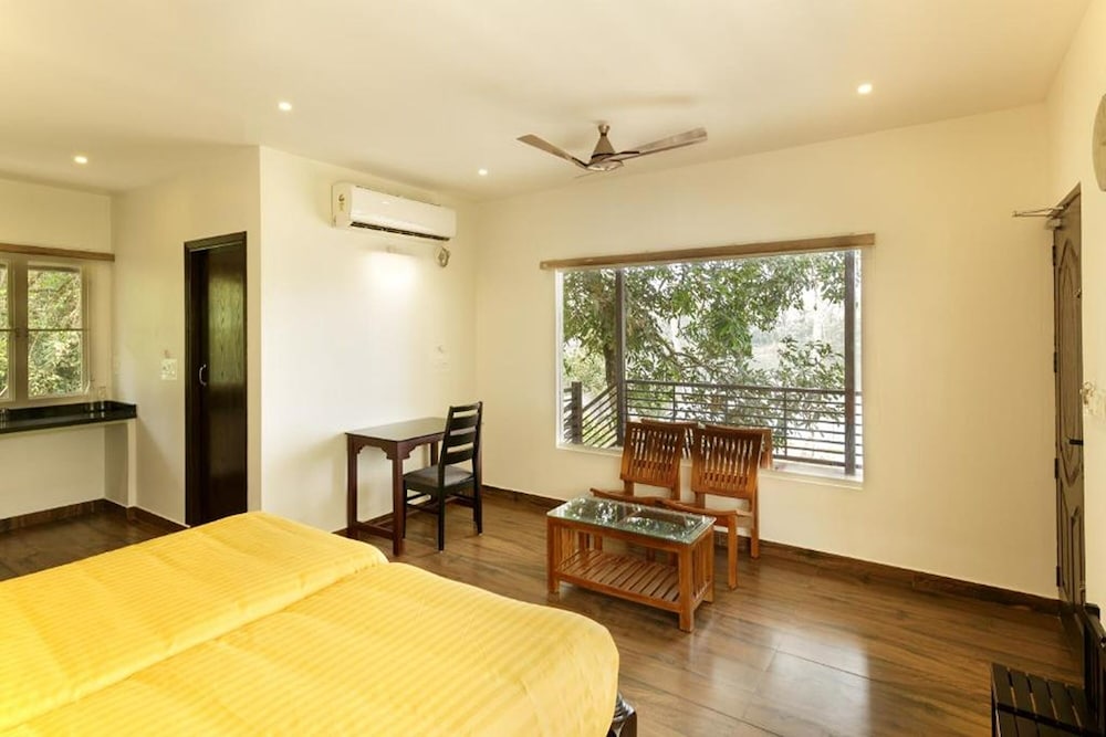 Deluxe Room, River View - Photo 6