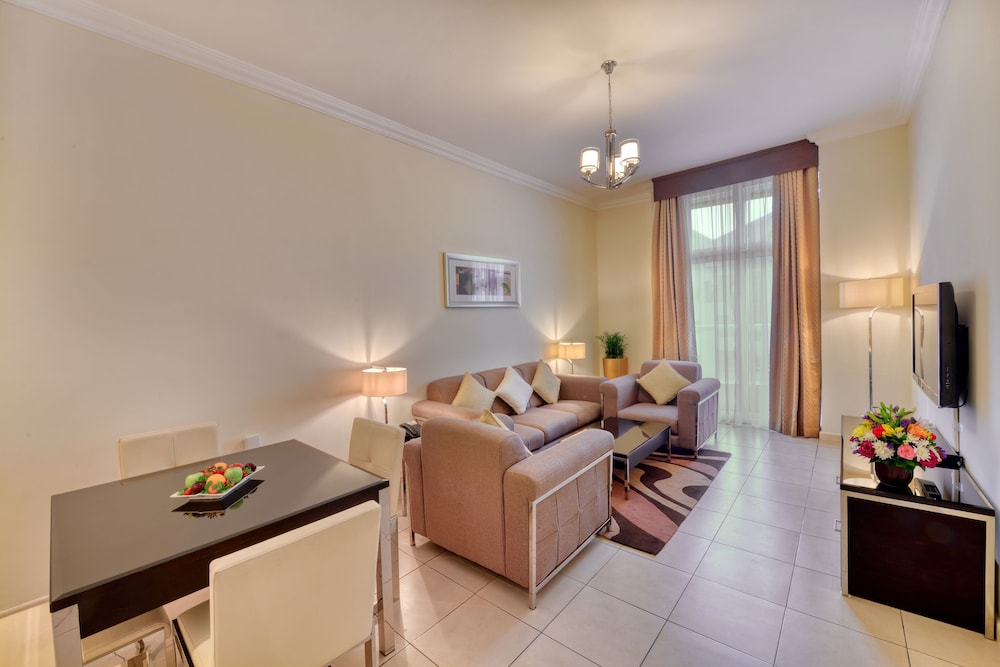 Deluxe One Bedroom Apartment with Free beach Transfer and 15% F &B Discount photo 3