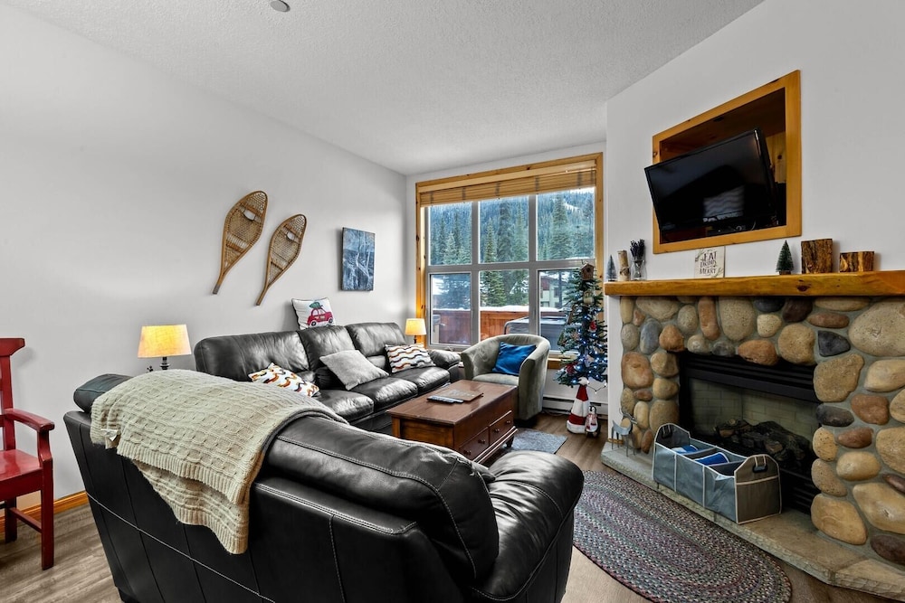 Condo, 3 Bedrooms photo 1
