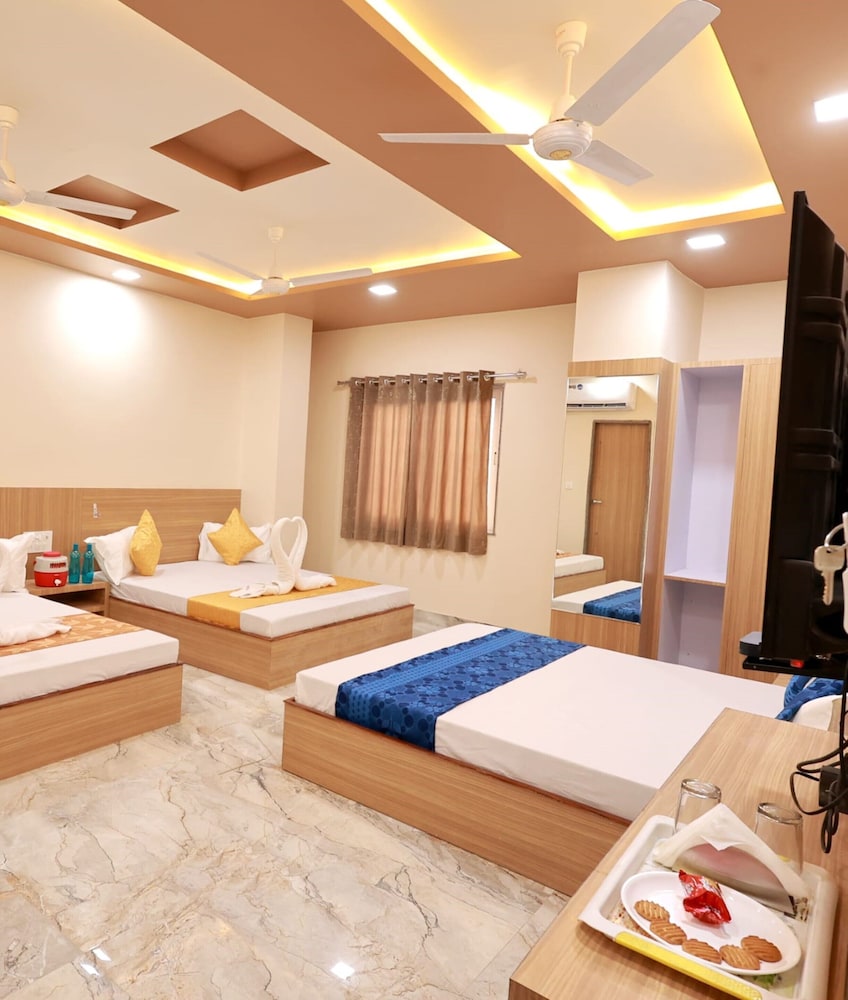 Royal Double Room, City View photo 1