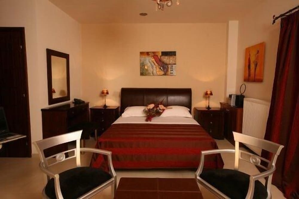 Superior Double Room (Meteora View) - Photo 1