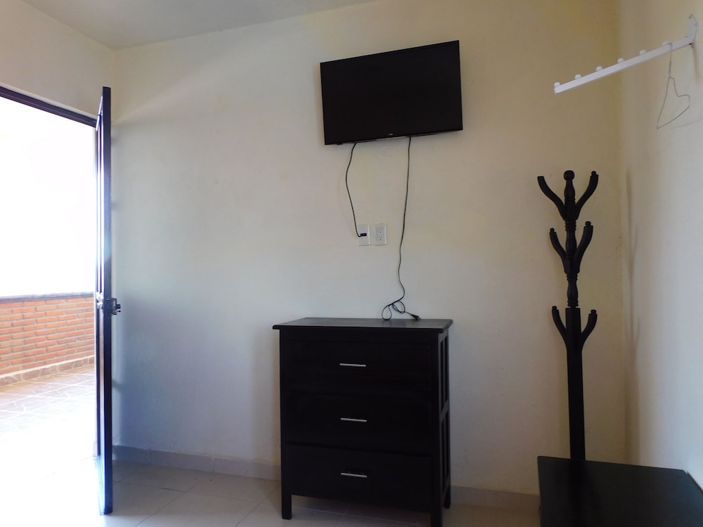Basic Room photo 3