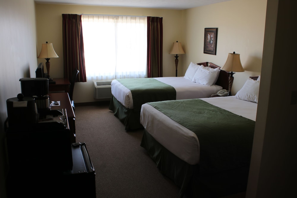 Standard Room, 2 Queen Beds (Double Queen) photo 2