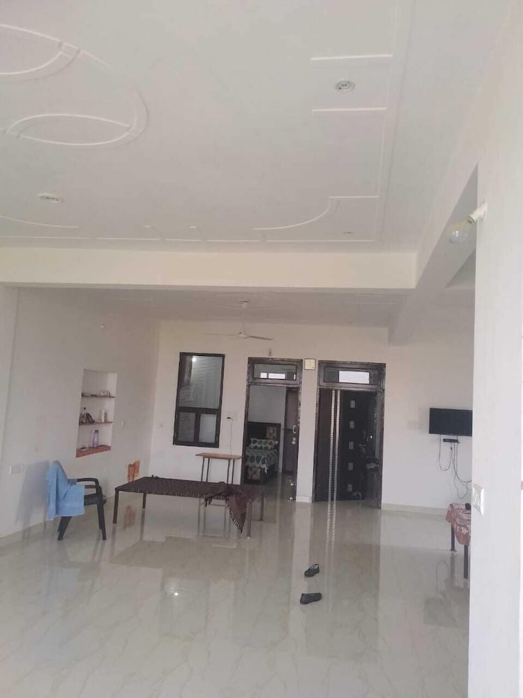 Double Room - Photo 4