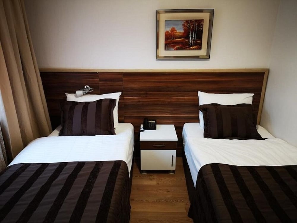 Superior Twin Room photo 1