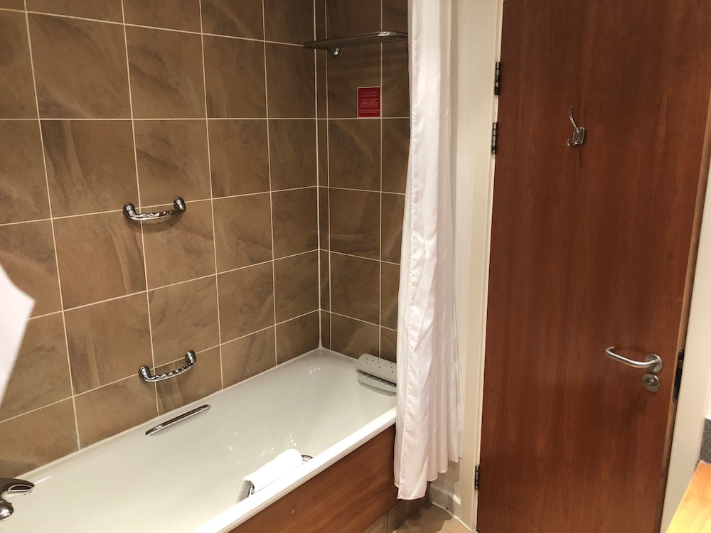 Executive Room, 1 Double Bed, Non Smoking - Photo 4