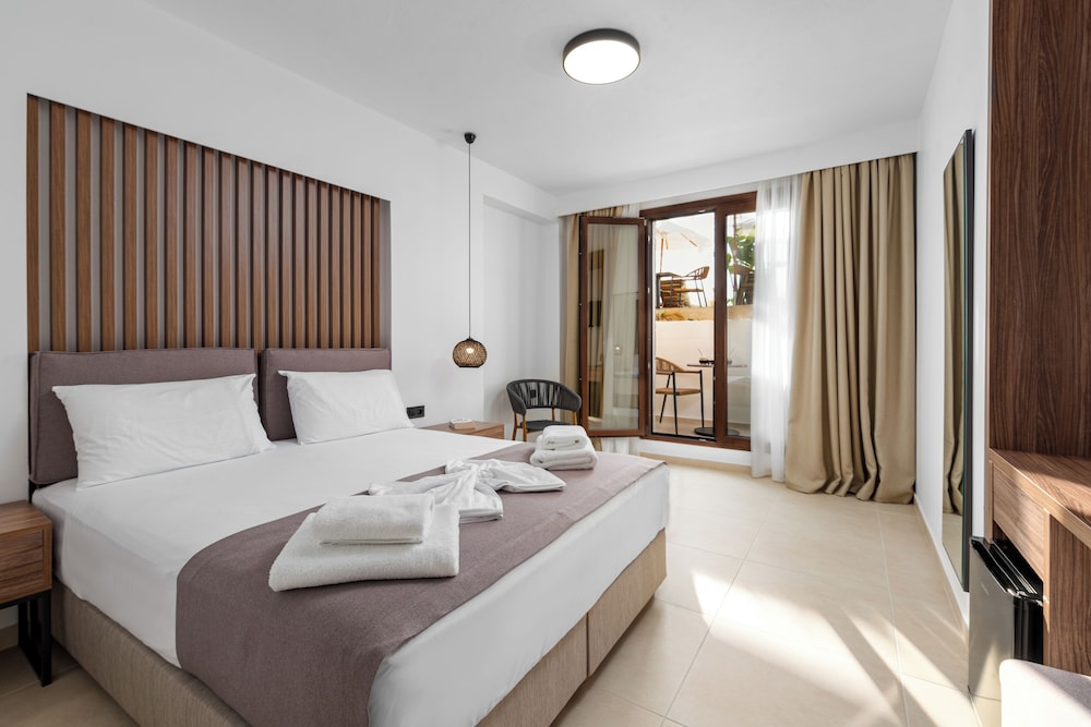 Economy Double Room photo 1