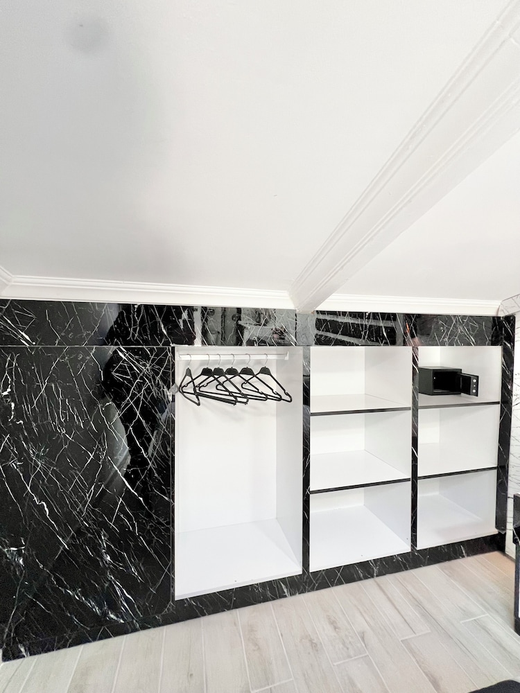 Design Studio photo 2