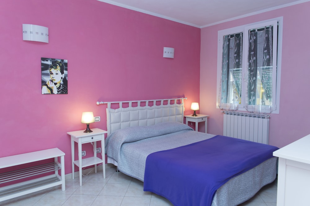 Standard Double Room, 1 Queen Bed, Non Smoking photo 1