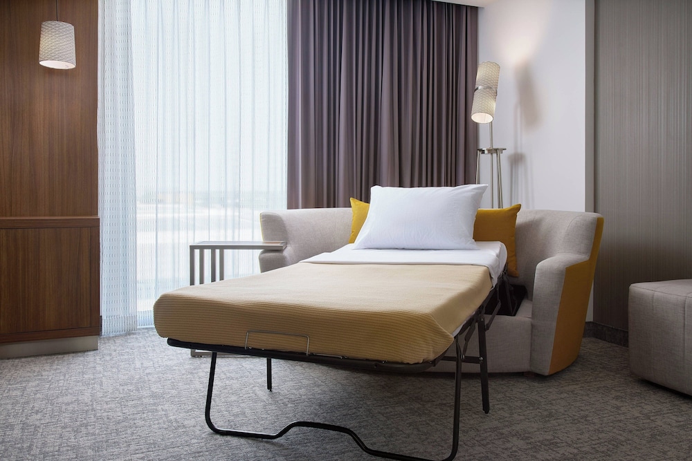 Standard Room, 1 King Bed with Sofa bed, City View - Photo 4