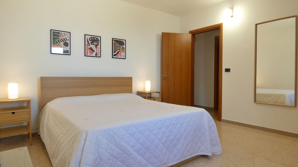 Villa photo 1