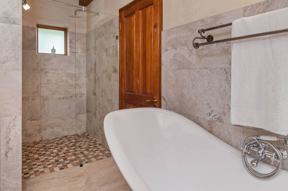Luxury Cottage - Photo 17