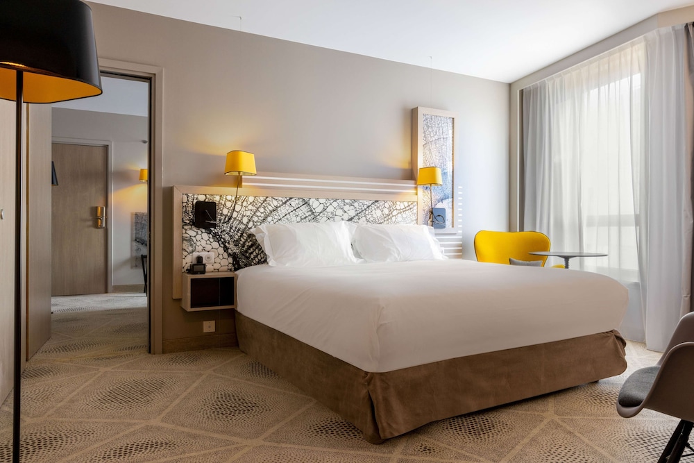 Room, 1 King Bed (High Floor)