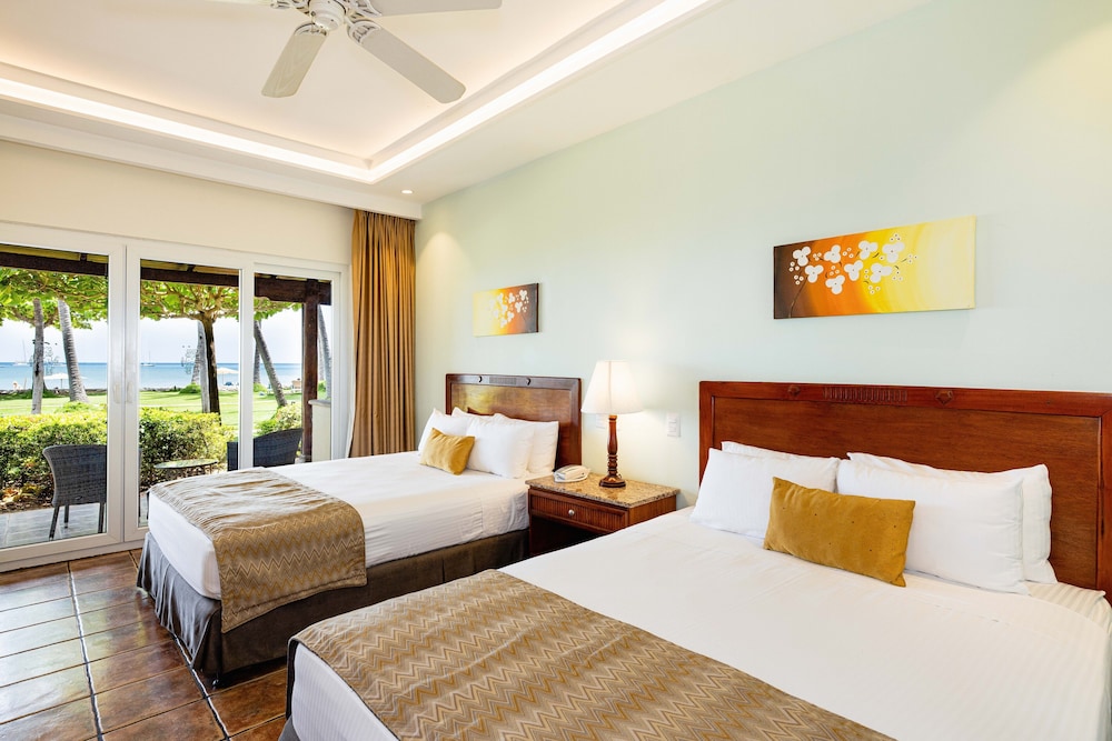 Sunset Ocean View Queen Beds - Photo 4