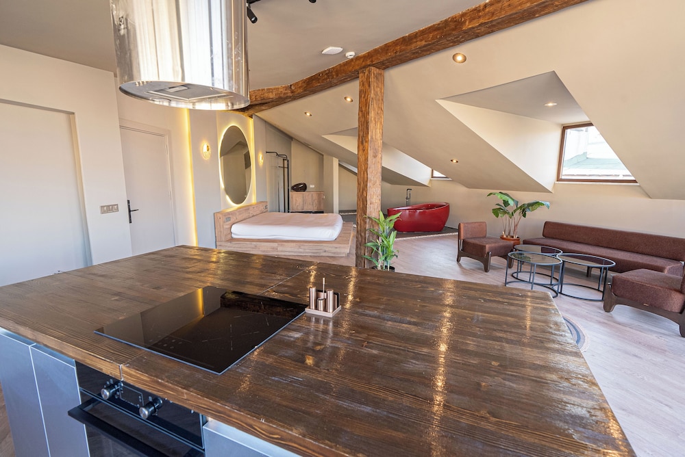 Presidential Penthouse photo 3