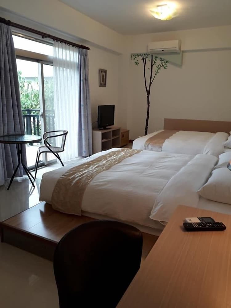 Family Quadruple Room (203) photo 2