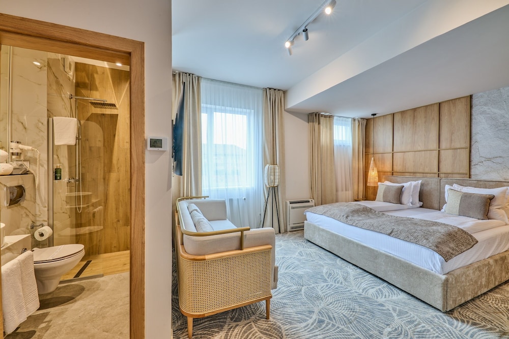 Luxury Double Room photo 1