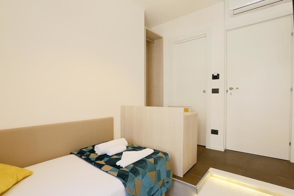 Economy Twin Room