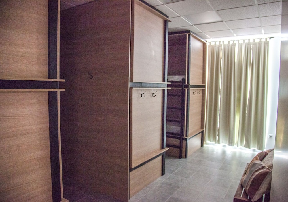 Standard Shared Dormitory, Mixed Dorm, Accessible, Shared Bathroom photo 3