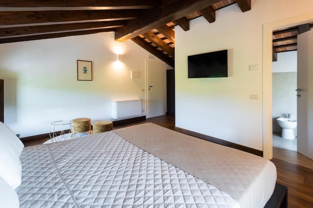 Superior Double Room, Vineyard View photo 3