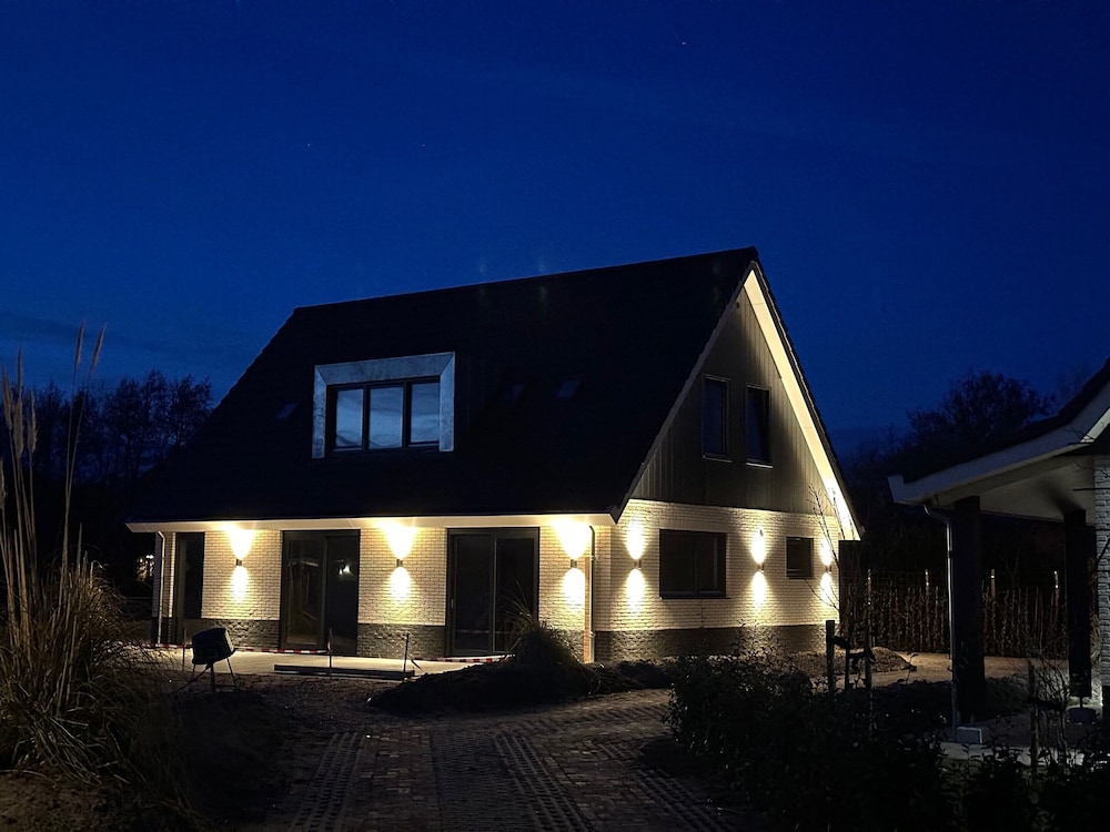 House photo 2