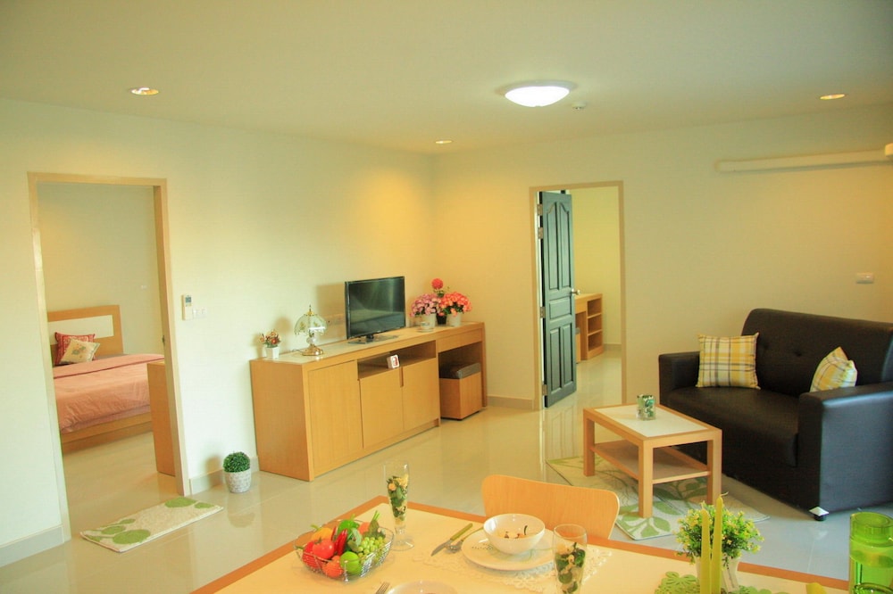 Suite, 2 Bedrooms photo 3