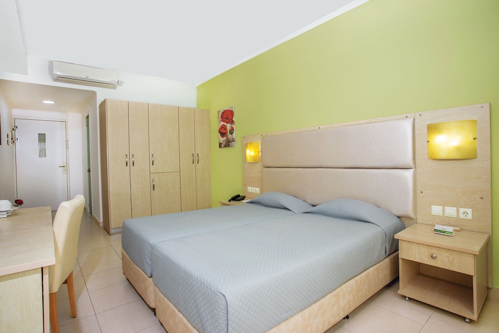 Twin Room, Sea View photo 3