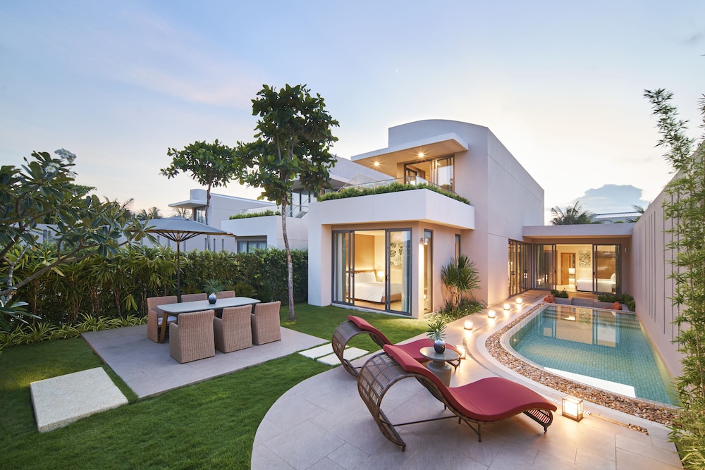 3 Bedroom Beach Pool Villa - Photo 2