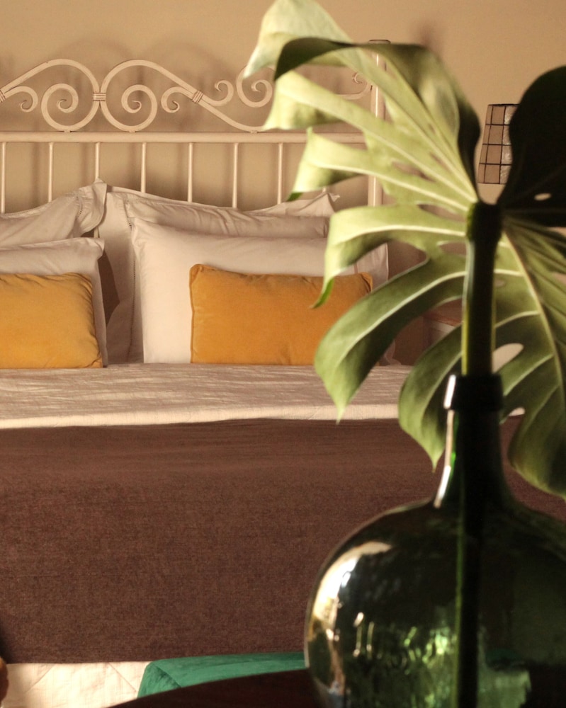 Superior Room, 1 Double Bed, Private Bathroom, Mountain View