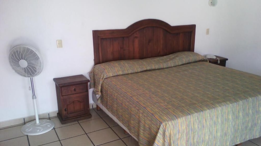 Single Room photo 2