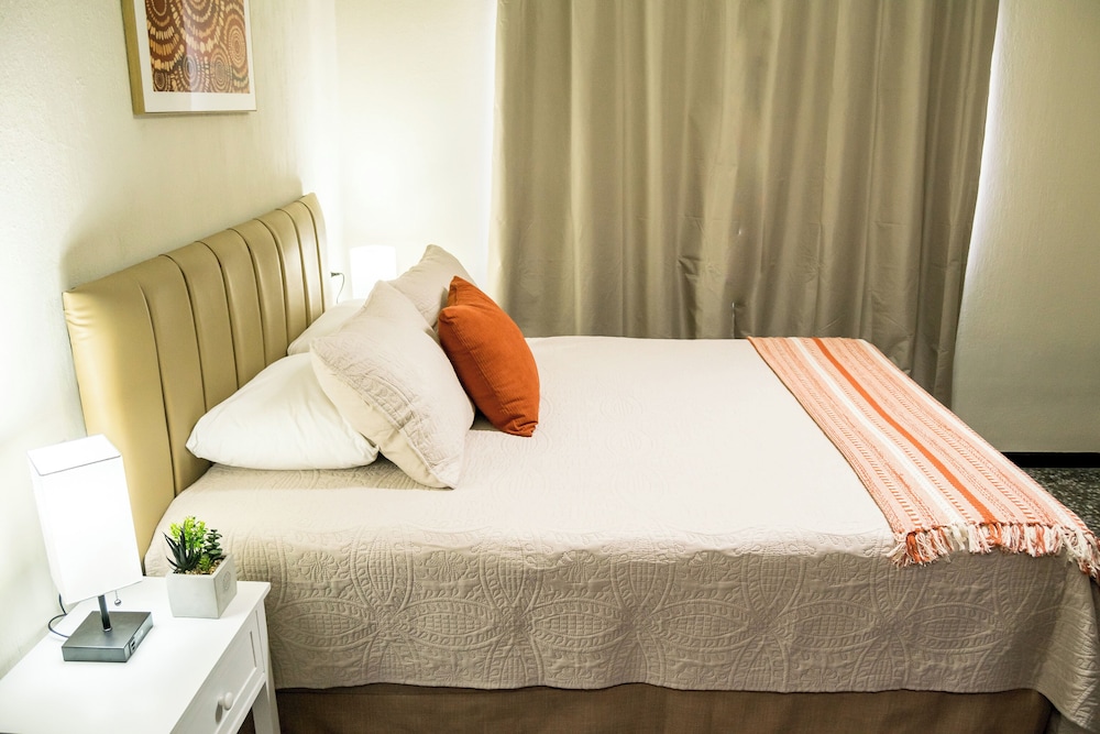 Basic Double Room photo 2