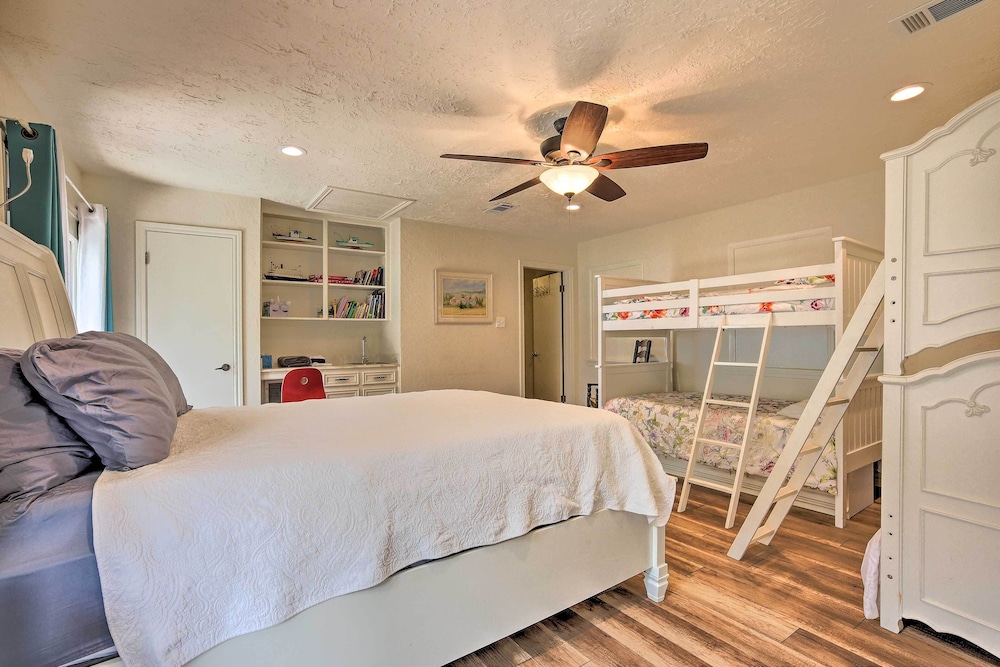 House (4 Bedrooms) photo 3
