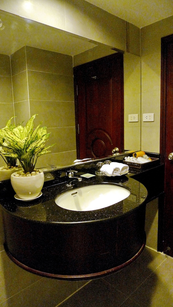 Suite, Sea View - Photo 19