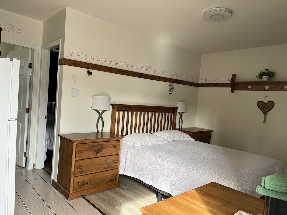 Suite, 1 Bedroom (Sleeper) photo 3