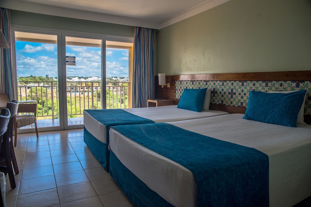 Standard Triple Room with Garden or Playground or Dunes view