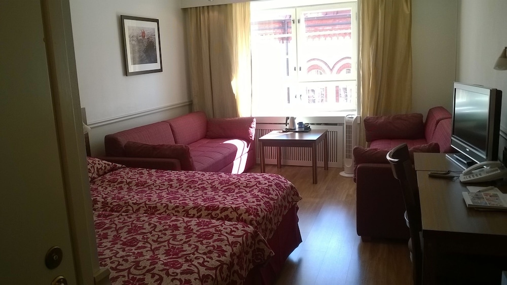 Comfort Room thumbnail 6