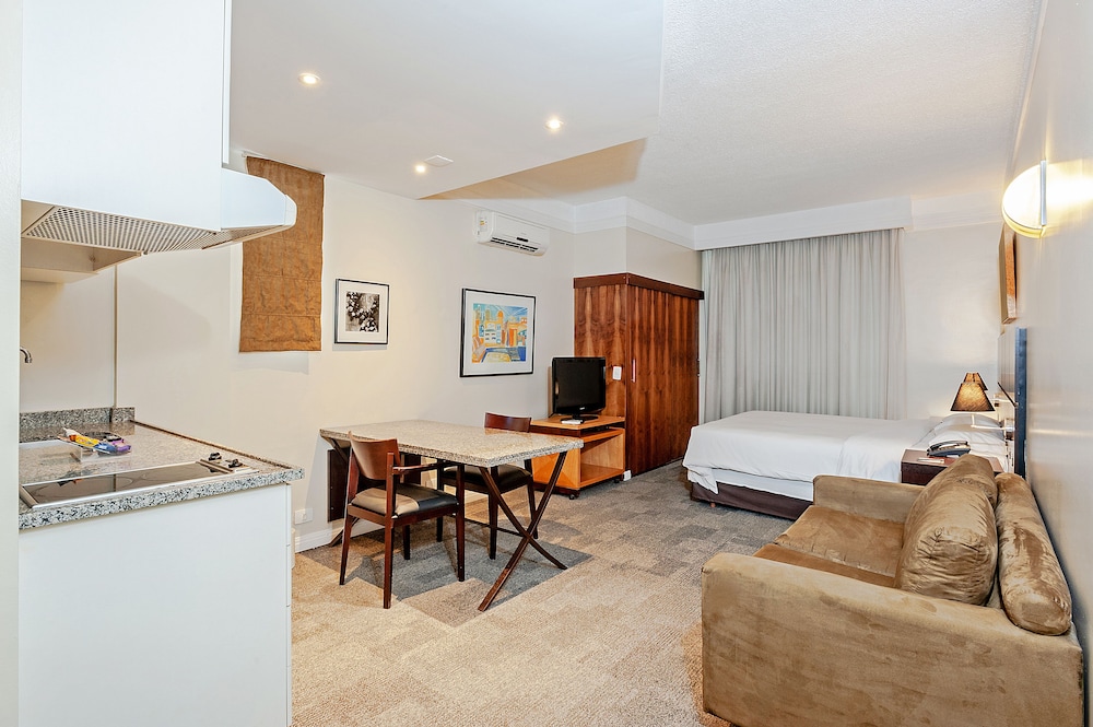 Deluxe Room - Photo 3