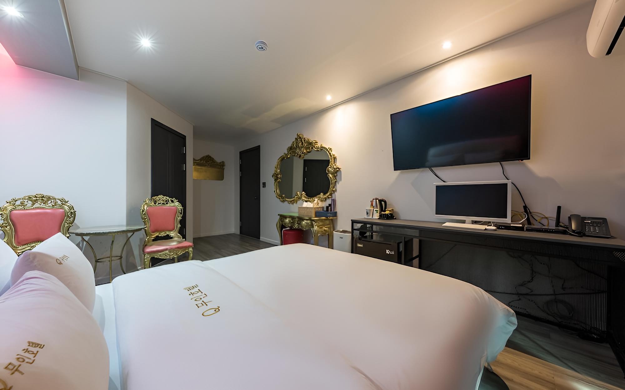 Room (Deluxe room) - Photo 5