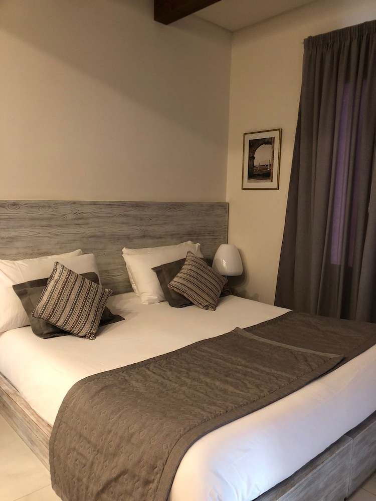 Deluxe Double or Twin Room, 1 Bedroom, Sea View photo 1