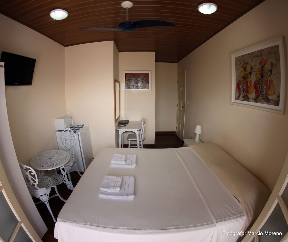 Standard Twin Room photo 3