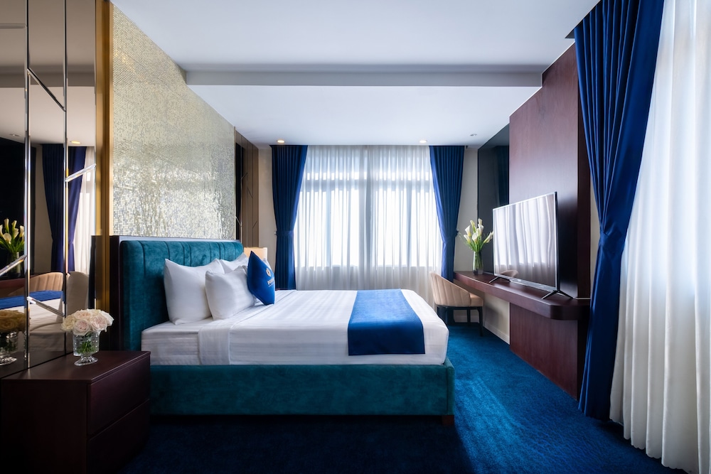 Junior Room - Photo 1