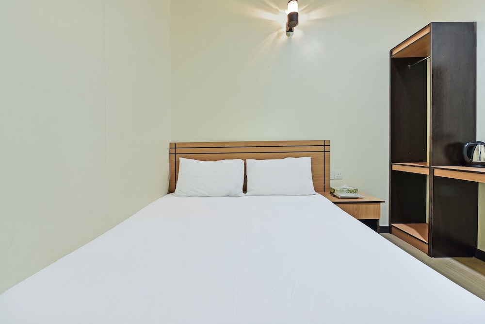 Deluxe Double Room, 1 King Bed photo 3